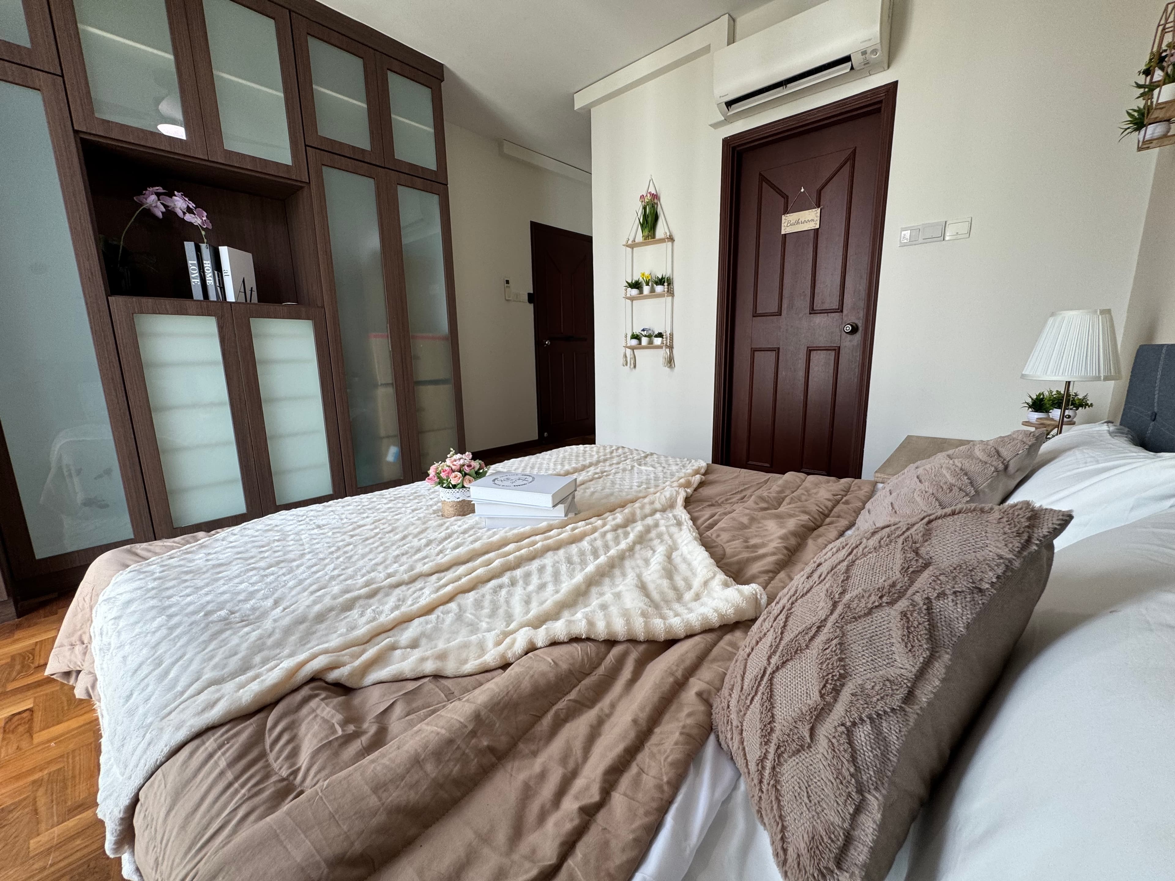 Master Bedroom Rental Singapore - Maysprings Bukit Panjang - Image 5